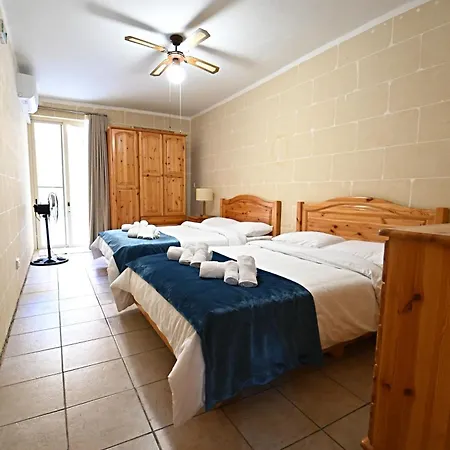 2bdr Maisonette With Yard * Nadur