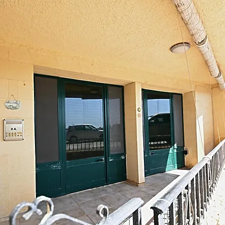 2bdr Maisonette With Yard